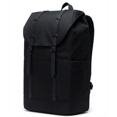 pickleball gear bag with storage for paddles and equipment